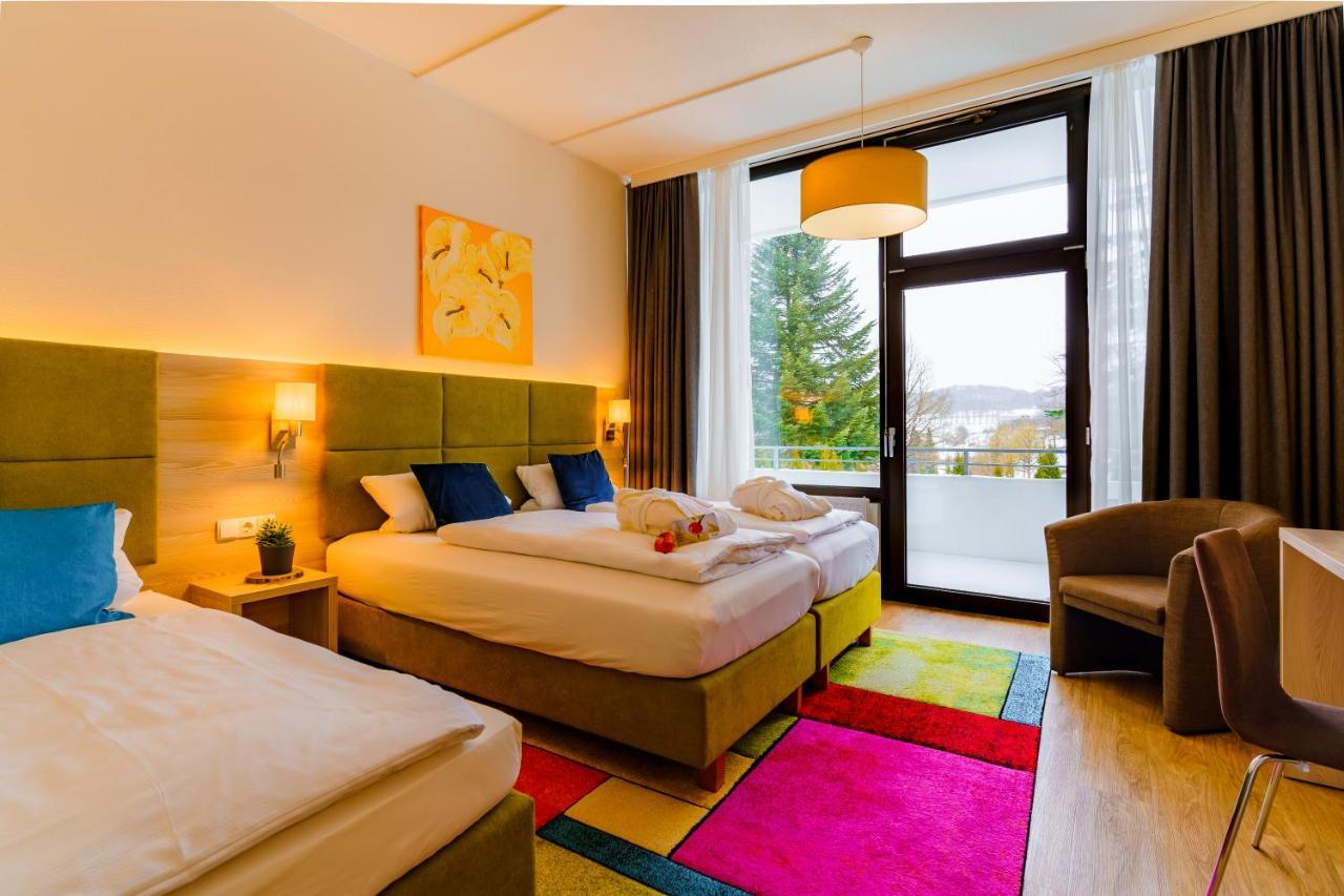 Hotel Am Kurpark Brilon Exterior photo