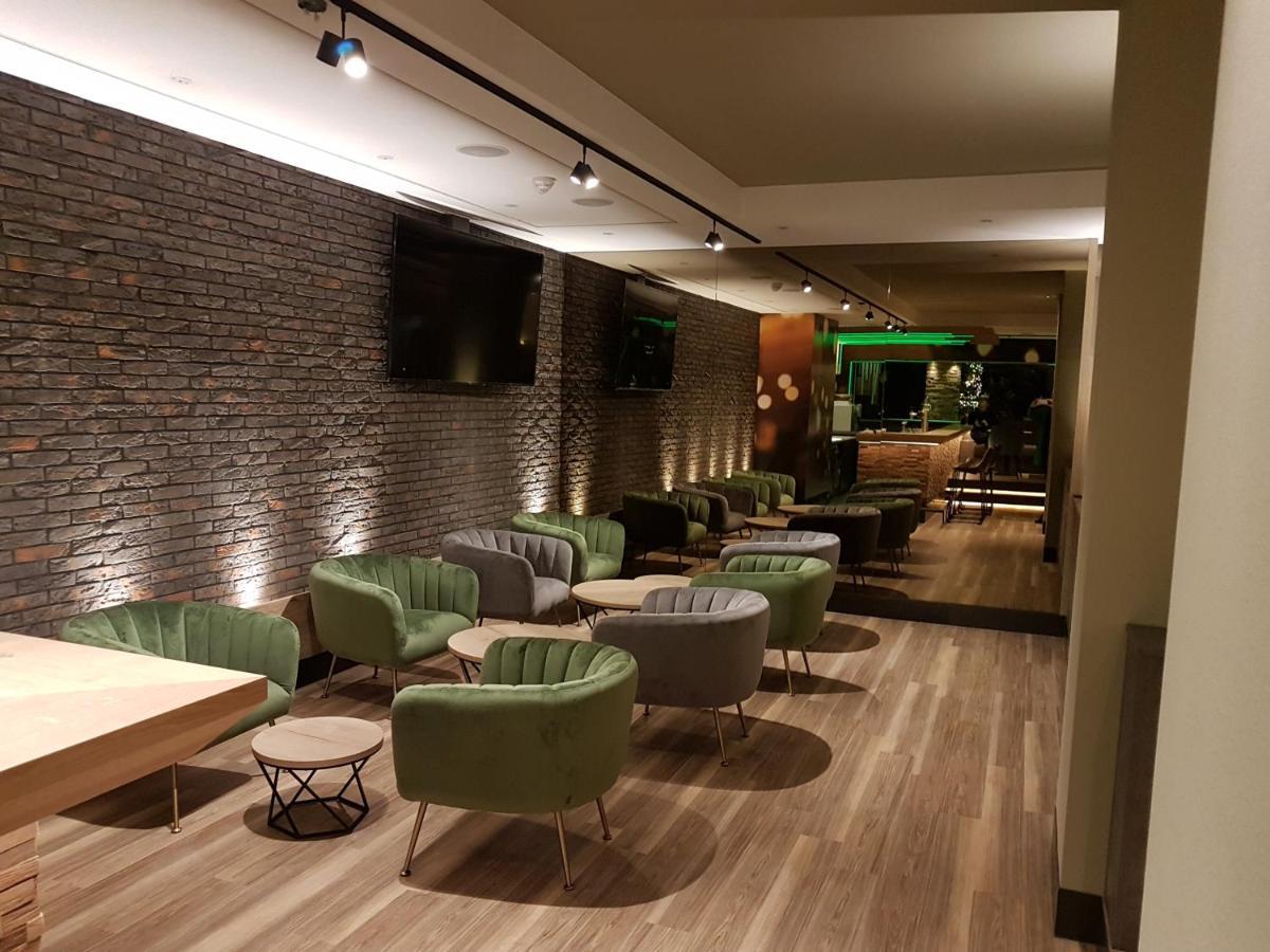 Hotel Am Kurpark Brilon Exterior photo